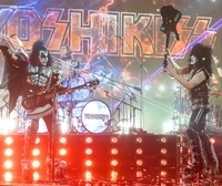キッス、 YOSHIKIと『NHK紅白歌合戦』で“Rock And Roll All Nite”を披露！ 「この舞台に立てて光栄だ」