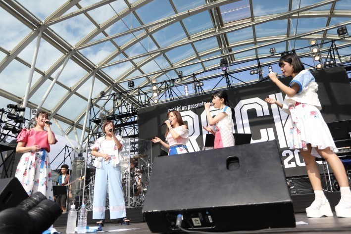 Little Glee Monster - ROCK IN JAPAN FESTIVAL 2018（ロック･イン・ジャパン・フェスティバル2018） でのライブ写真