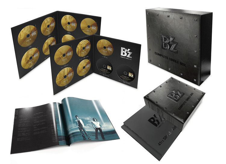 B’zサウンドの永久保存版が完成。初のBOX作品リリース＆新曲がTVCMに - 『B’z COMPLETE SINGLE BOX 【Black Edition】』