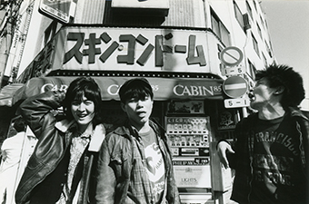 Theピーズ、日本武道館公演を映像化＆30周年記念本をリリース - 第2章・バイ菌マン（1989～1992）