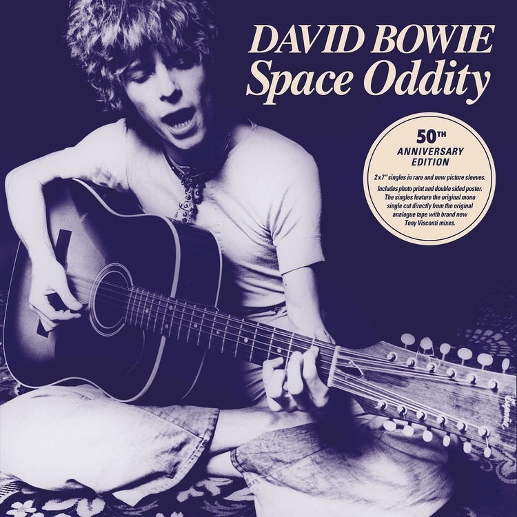 デヴィッド・ボウイ、『スペイス・オディティ』発売50周年を記念した7インチ・シングルBOXのリリースが決定！