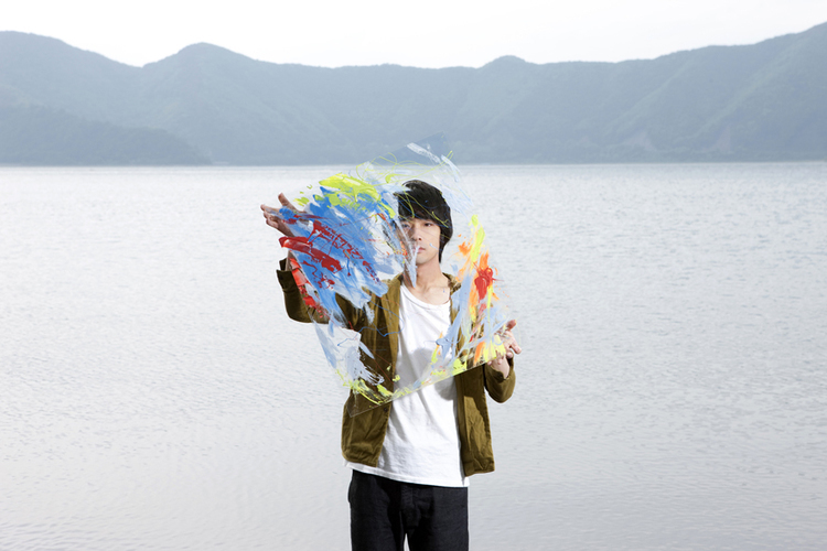 「WORLD HAPPINESS 2013」出演アーティスト第3弾＆「おそ松くん」のキー・ビジュアル発表 - トクマルシューゴ
