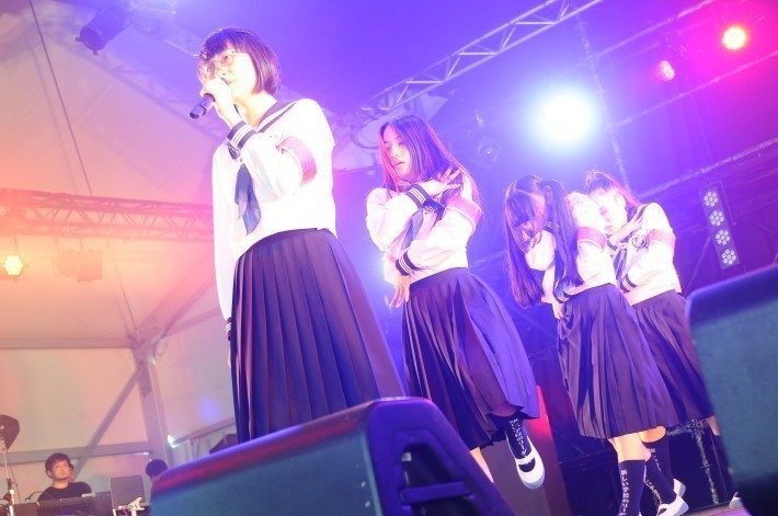 新しい学校のリーダーズ - ROCK IN JAPAN FESTIVAL 2018（ロック･イン・ジャパン・フェスティバル2018） でのライブ写真